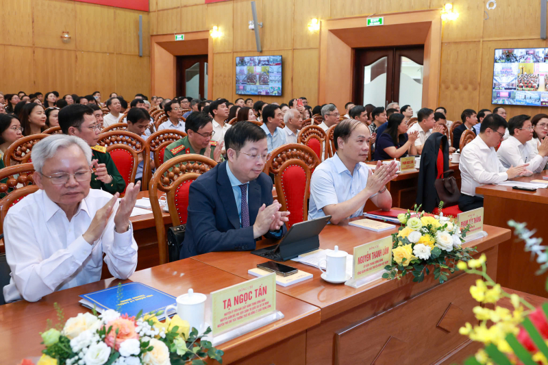 Hội nghị quán triệt quyết Đại hội XIV cho văn nghệ sĩ, trí thức, cơ quan báo chí, xuất bản